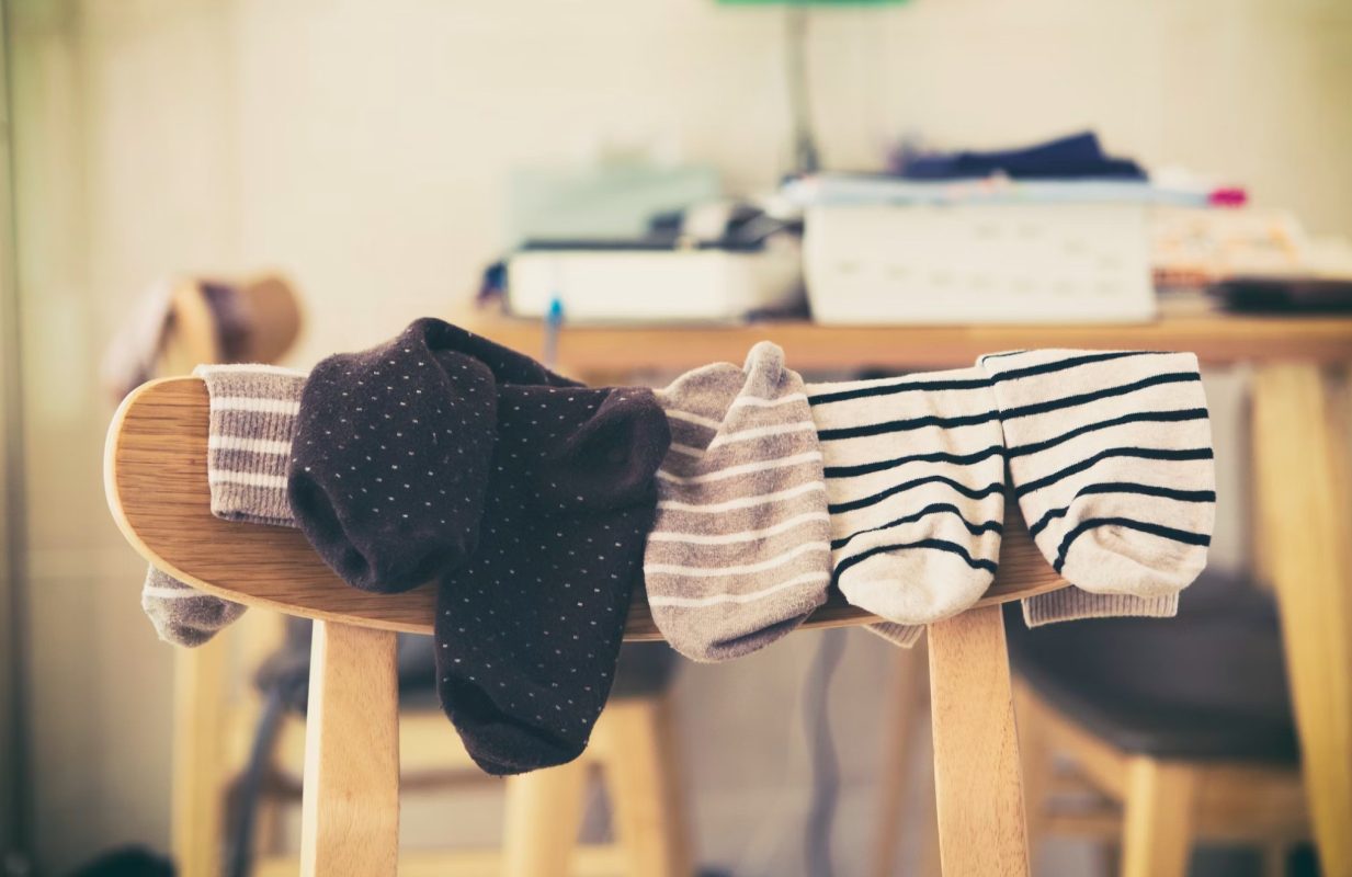 organizzare calzini per bambini daltonici