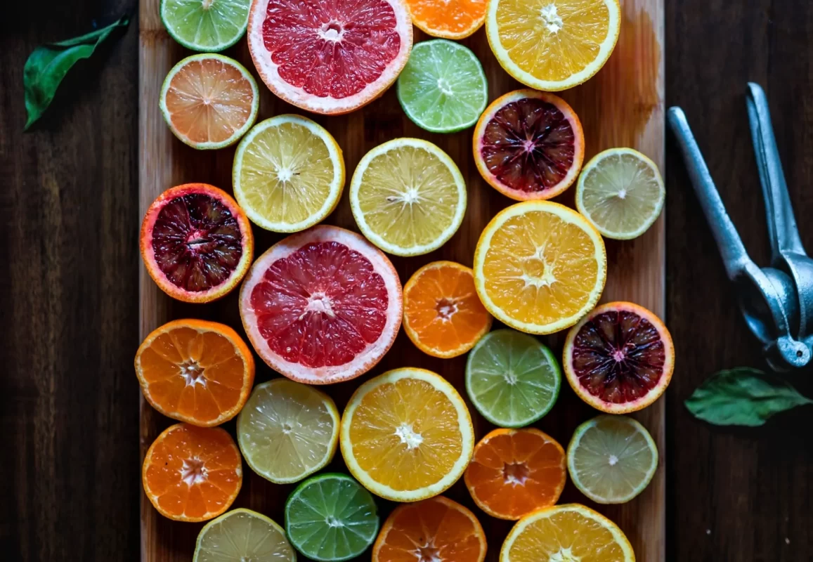 Wenn Sie farbenblind sind, können Sie die Farbe der Orange nicht erkennen.